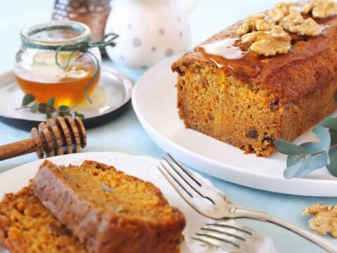 Cake aux carottes noix et miel