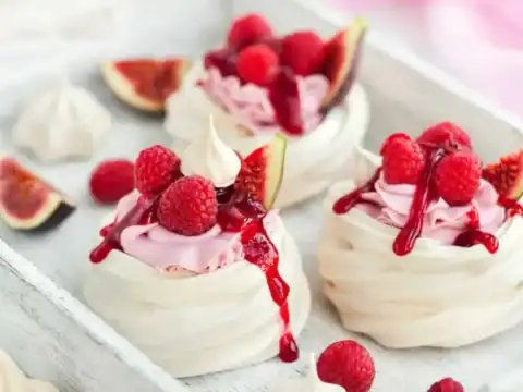 pavlova aux framboises