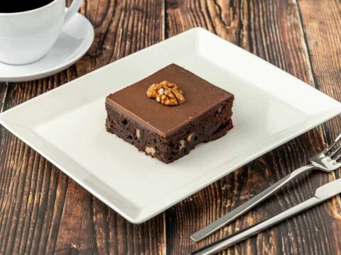 Brownie aux noix et au chocolat noir