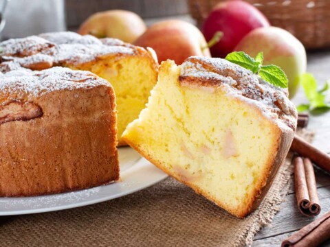 Gâteau éponge aux pommes