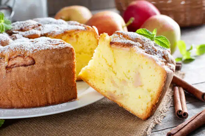 Gâteau éponge aux pommes