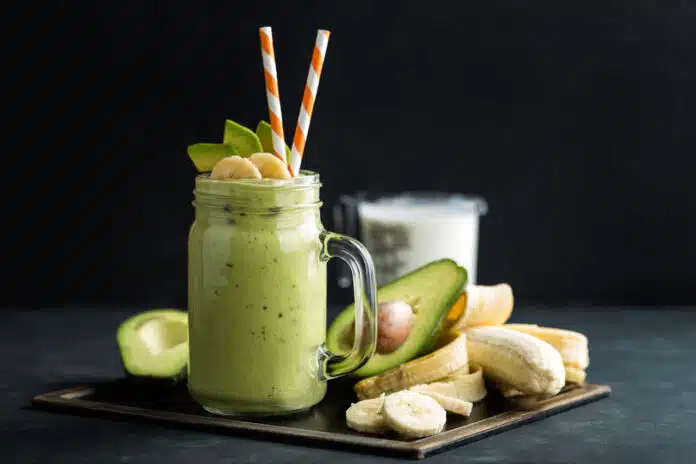 Smoothie avocat banane