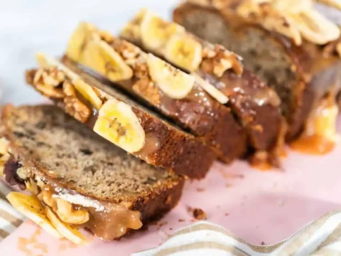 Banana bread aux noix et caramel