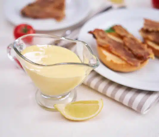 Sauce au beurre et au citron