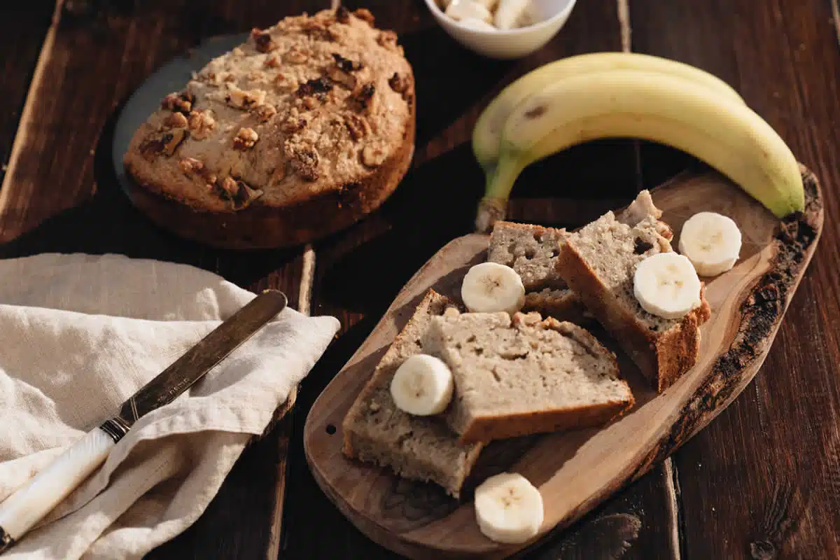 Cake à la banane et aux noix