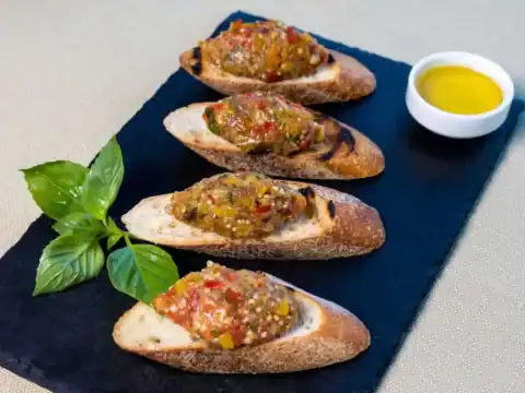 caviar aubergine