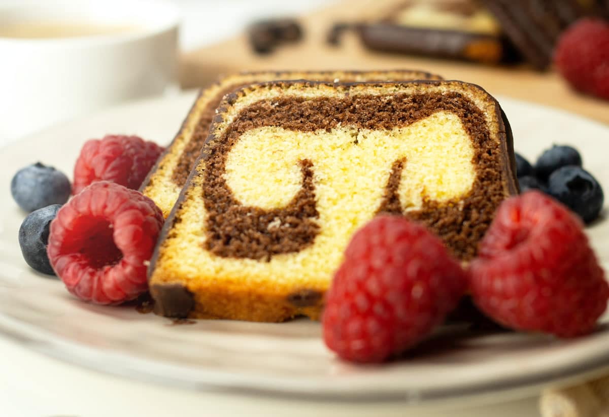 Gâteau Marbré au Chocolat et Vanille