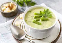 Potage de légumes verts à la crème