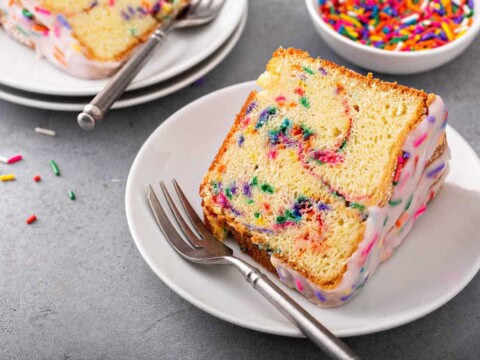 Gâteau vanille aux perles en sucre