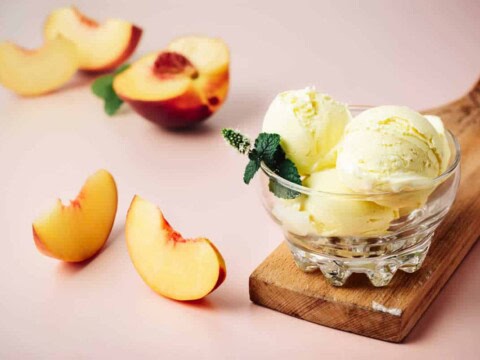 Glace aux pêches sans machine