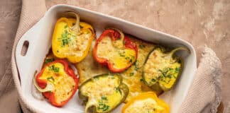 Poivrons farcis aux fromages et oeufs