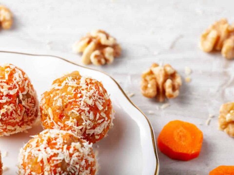 Truffes aux carottes et noix