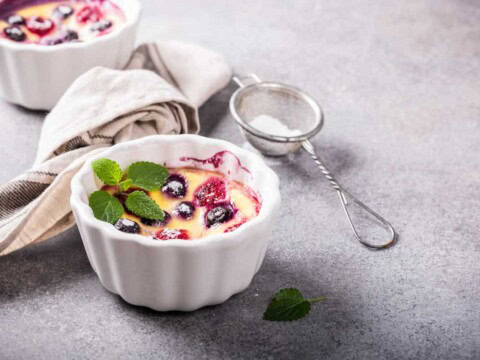 Clafoutis cerises et framboises individuels