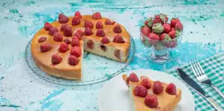 Gâteau moelleux et fondant aux fraises