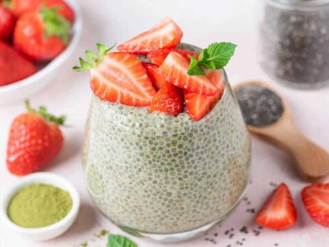 Pudding aux graines de chia et thé matcha