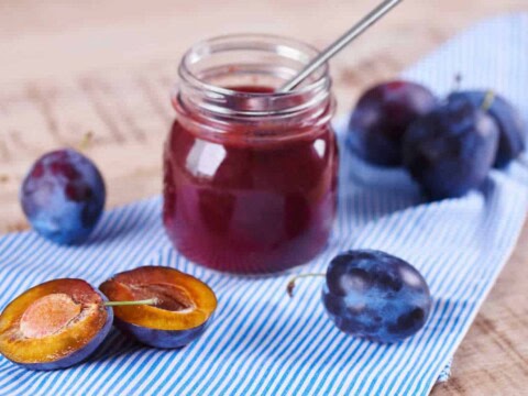 Confiture de prunes rouges facile