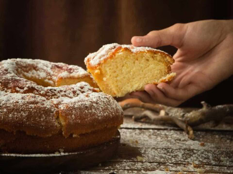 Gâteau Très Moelleux Facile et Rapide