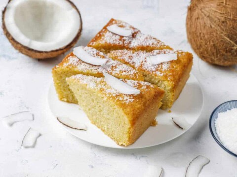 Gâteau fondant à la noix de coco