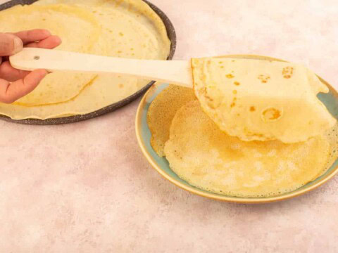 Pâte à crêpes légère et moelleuse