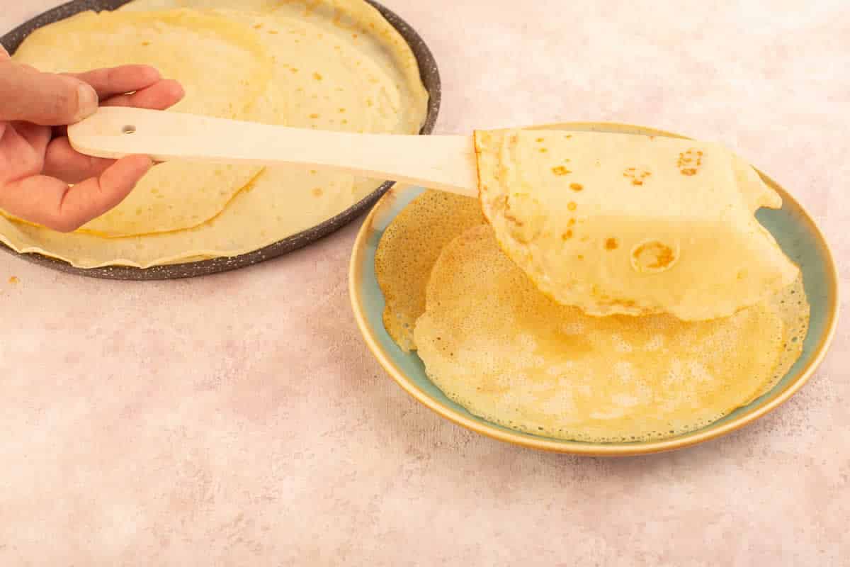 Pâte à crêpes légère et moelleuse
