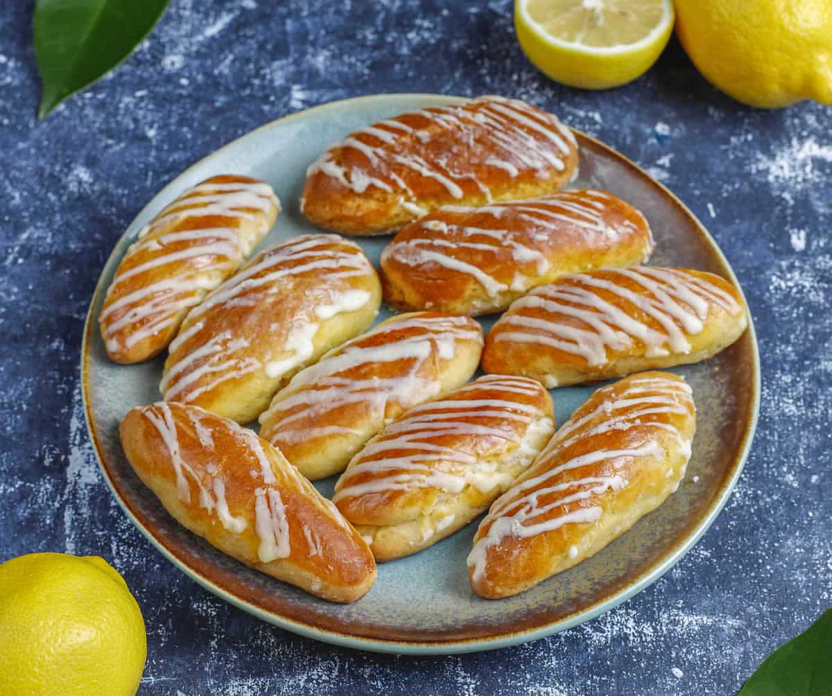 Petits pains briochés au lait et citron