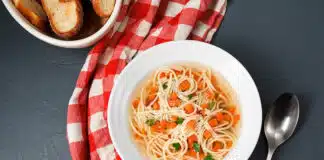Soupe avec Spaghetti