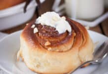 Petits pains aux raisins secs