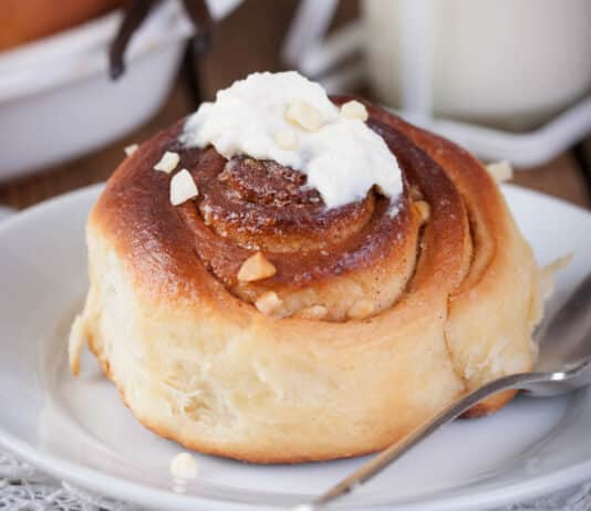 Petits pains aux raisins secs