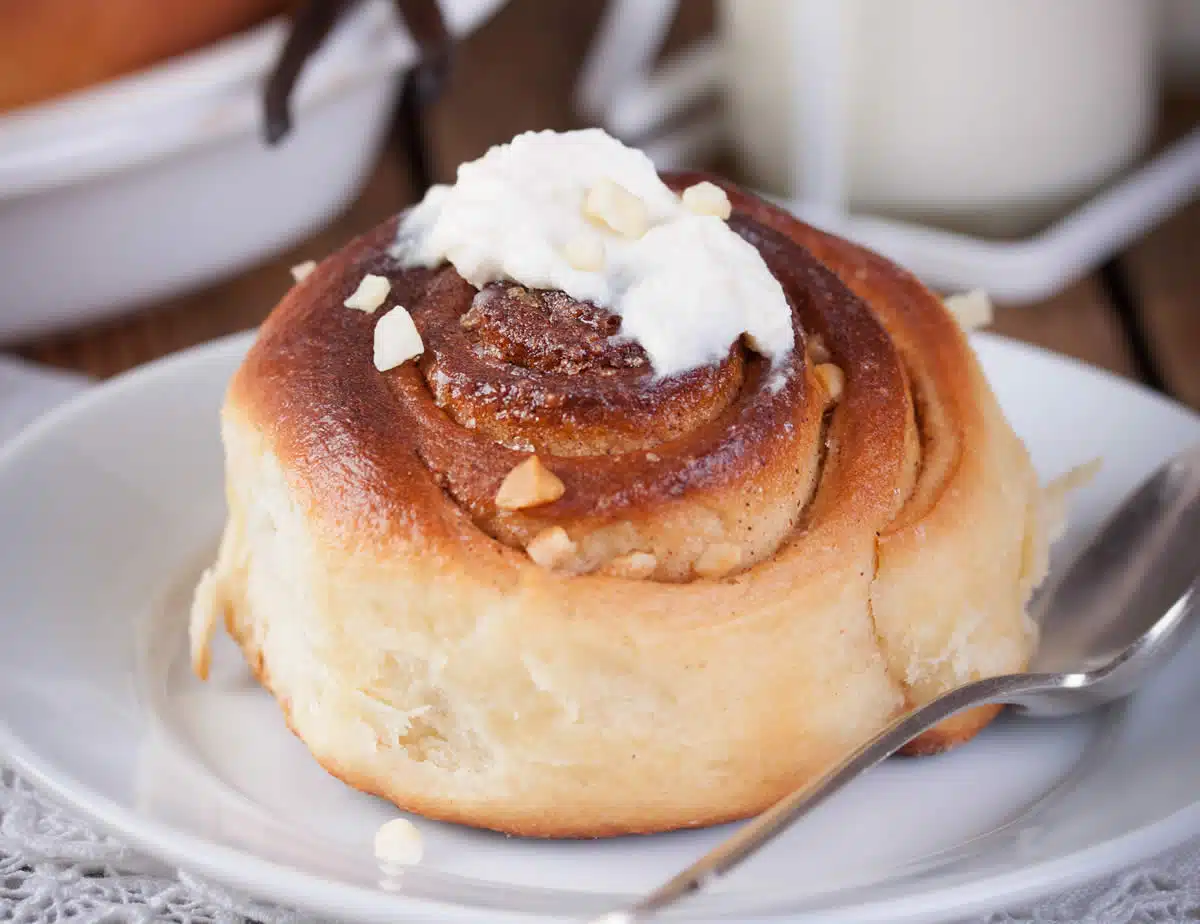 Petits pains aux raisins secs