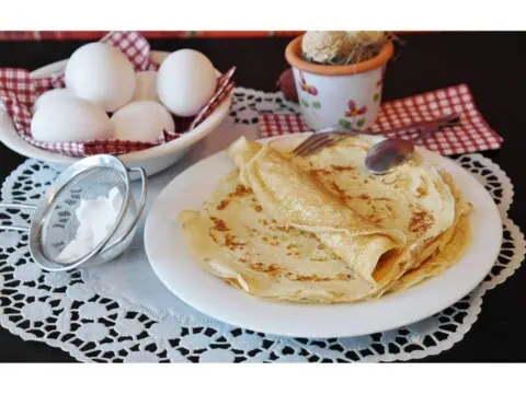Crepes avec 2 oeufs pour 6 personnes