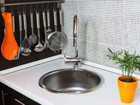Astuce pour un évier neuf