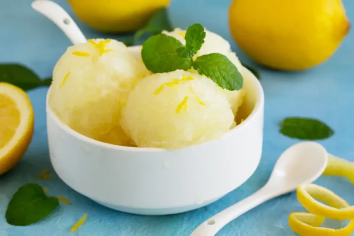 Crème Glacée Maison Citron Dessert Parfait pour Rafraîchir