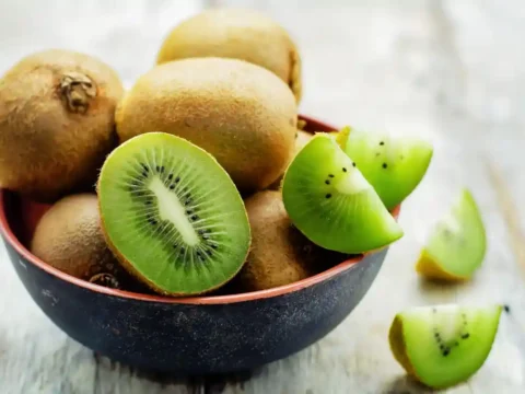 Peut on manger la peau du kiwi
