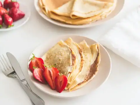 Pâte à Crêpes avec Tartinade au Chocolat
