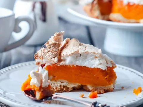 Tarte au potimarron meringuée