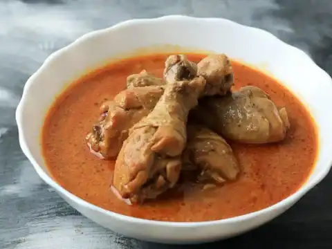 Soupe pilon de poulet au curry curcuma et lait de coco au Cookeo