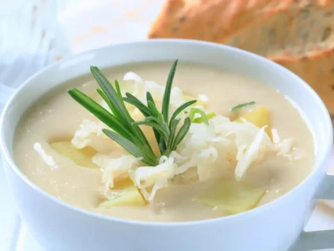 Soupe Crémeuse au Chou-Fleur