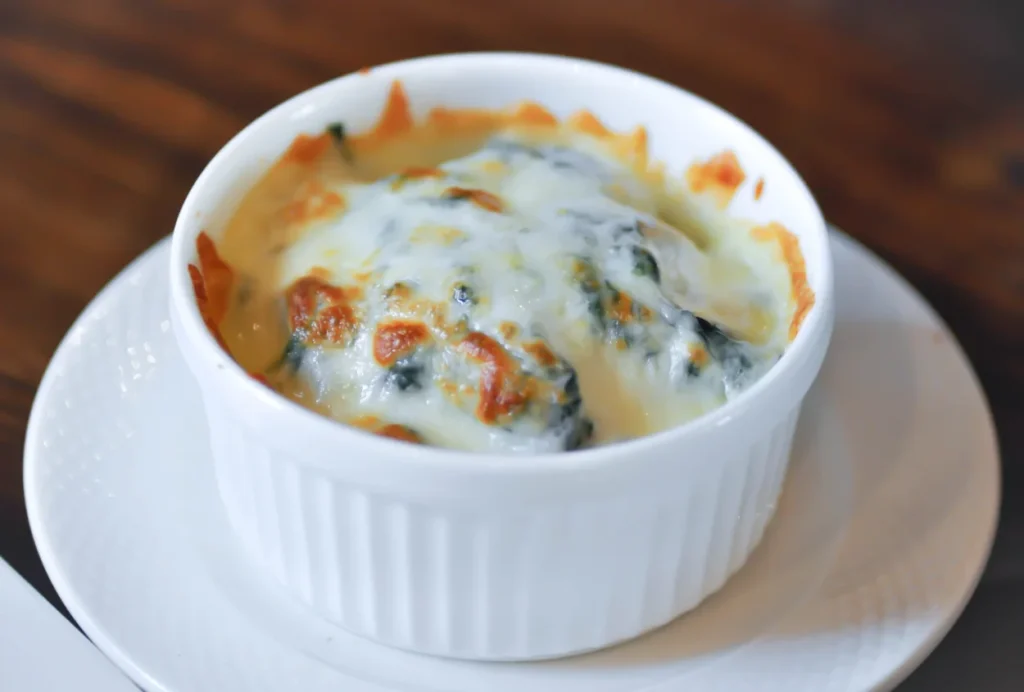 Oeufs cocotte aux épinards et crème