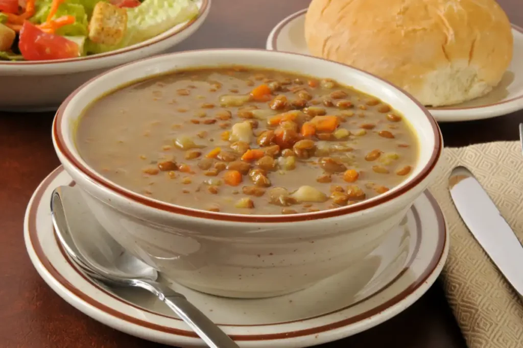 Soupe de lentilles aux carottes et pommes de terre