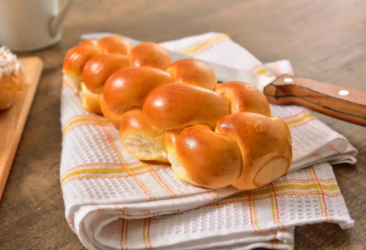Recette de brioche maison filante et moelleuse